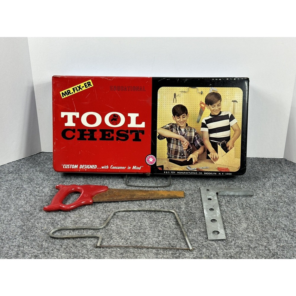 Mr. Fix er‎ Fixer vintage toy metal tool chest box Handsaw saw straight edge R&S